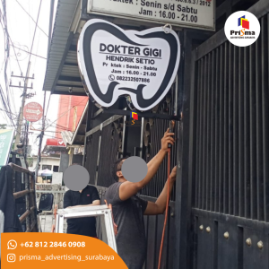 Harga Pembuatan Neon Box Akrilik Timbul Di Surabaya 