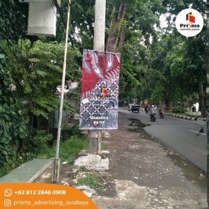 Jasa Pasang Banner Vertikal Profesional di Surabaya web
