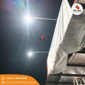 web Jasa Produksi Dan Pemasangan Papan Nama Dengan 2 Lampu Sorot