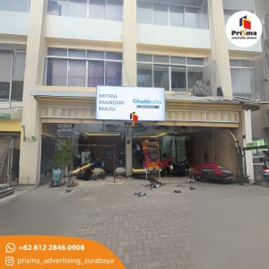Pemasangan Neonbox Jumbo 1 Sisi