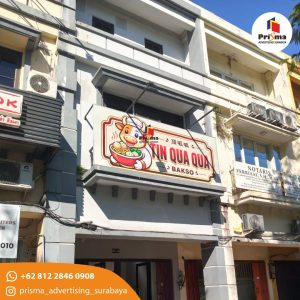 Pembuatan dan Pemasangan Papan Nama Warung Bakso 